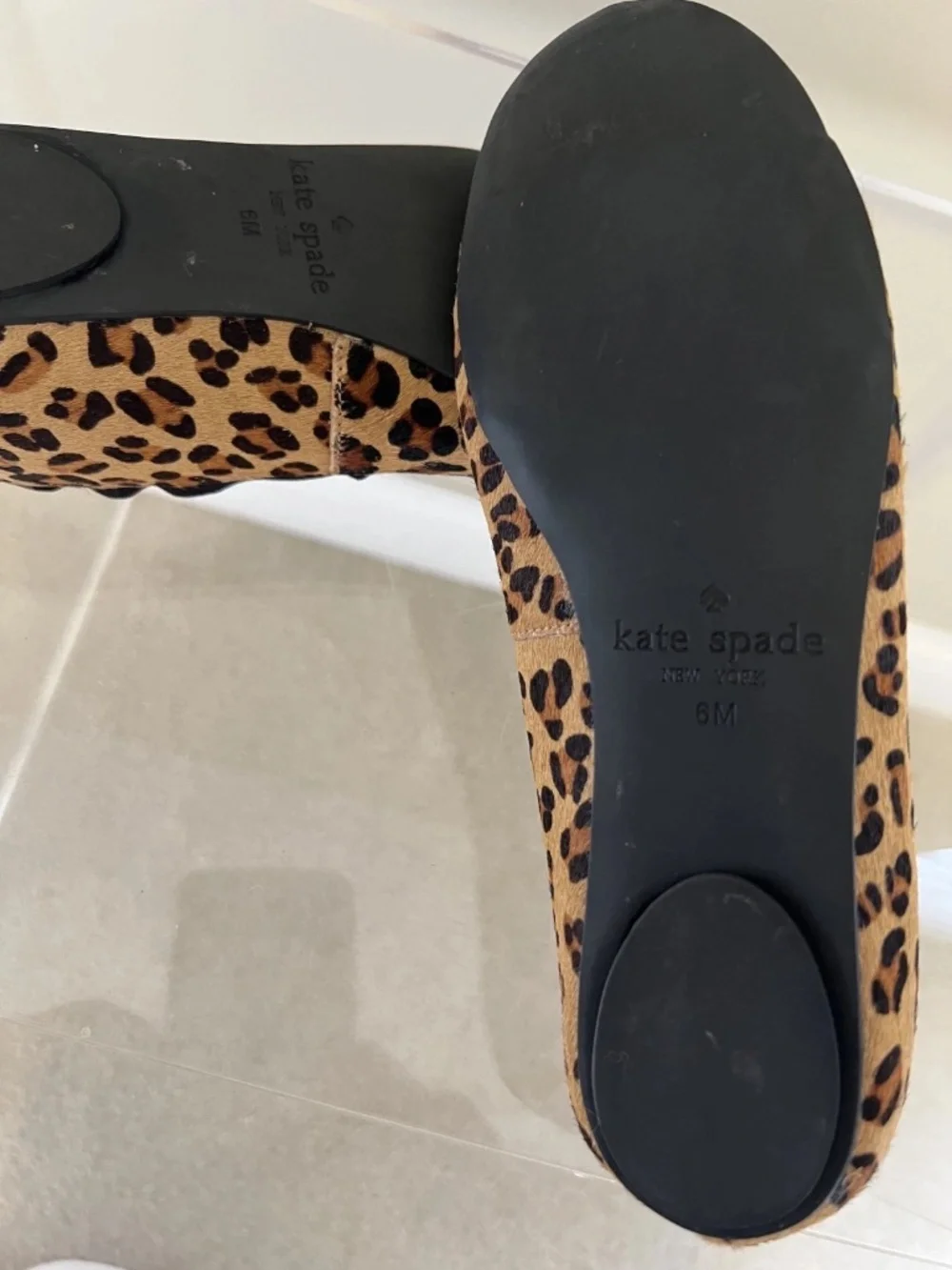 Kate Spade Leopard Print Ballet Flats With Gold Accent Womens Size 6m